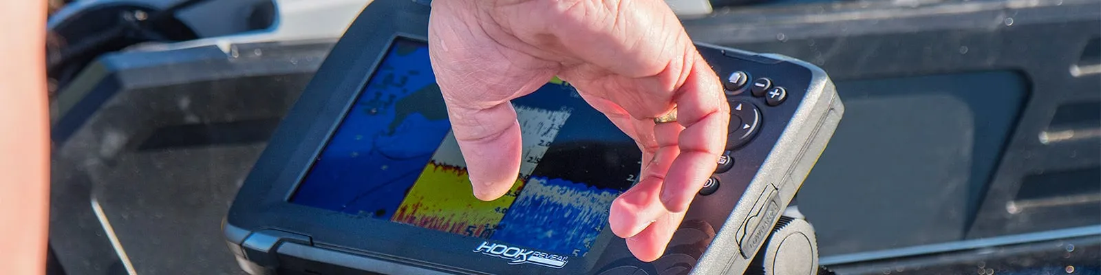 Удобное меню Lowrance HOOK Reveal Удобное меню Lowrance HOOK Reveal